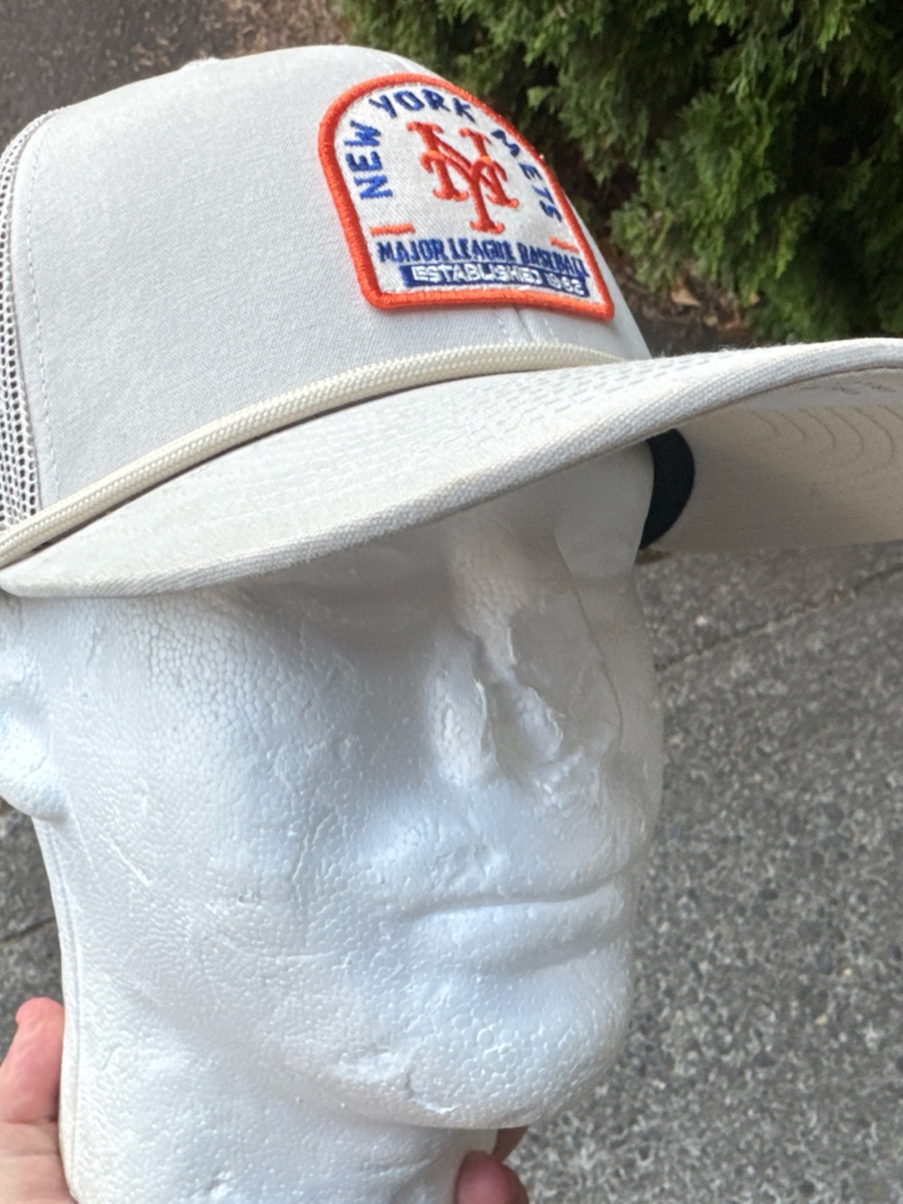 Men's New York Mets '47 Cream Gravestone Adjustable Trucker Hat